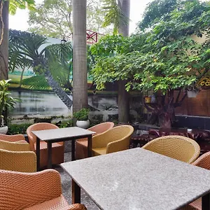 Bliss Boutique Saigon - Bui Vien Street & Ben Thanh Market *** Ho Chi Minh-staden